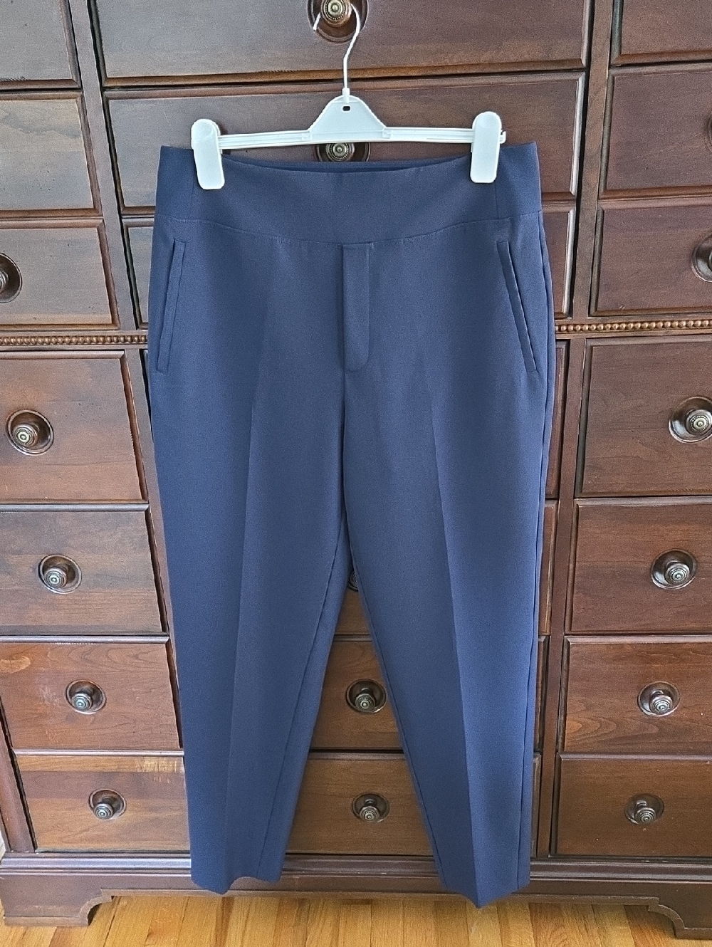 Athleta Women's Endless High Rise Pants Size 14T Blue. Like new! - Picture 2 of 10